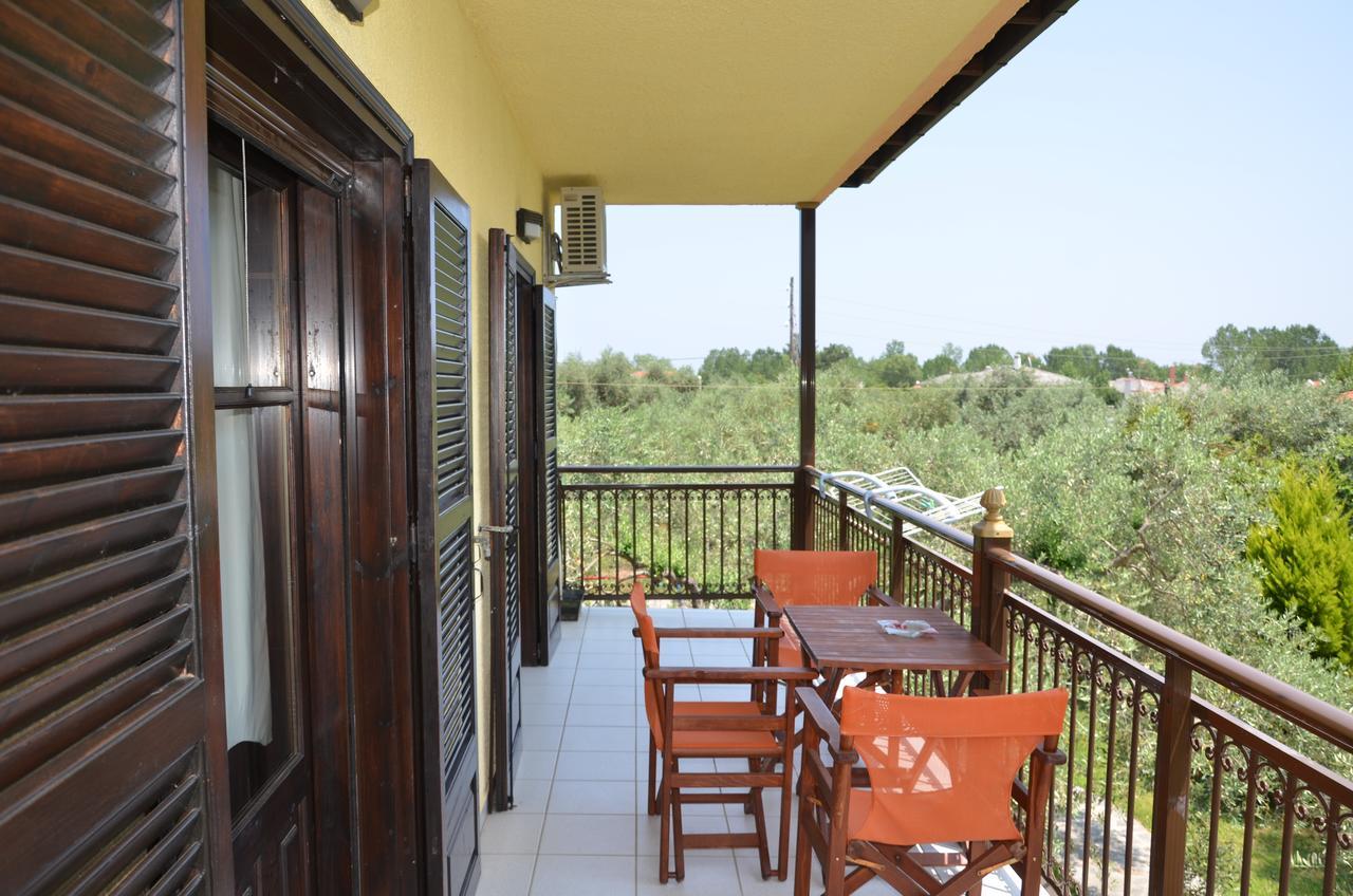 Hotel Maria Chrisi Ammoudia Exterior foto